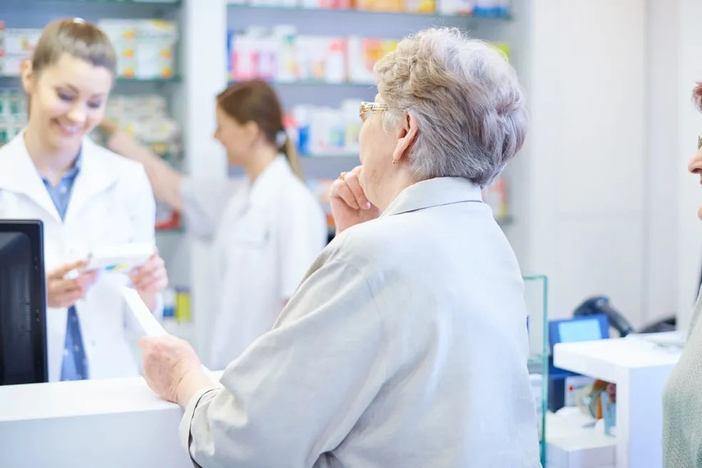 pharmacy-history