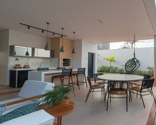 Modern European Kitchen 