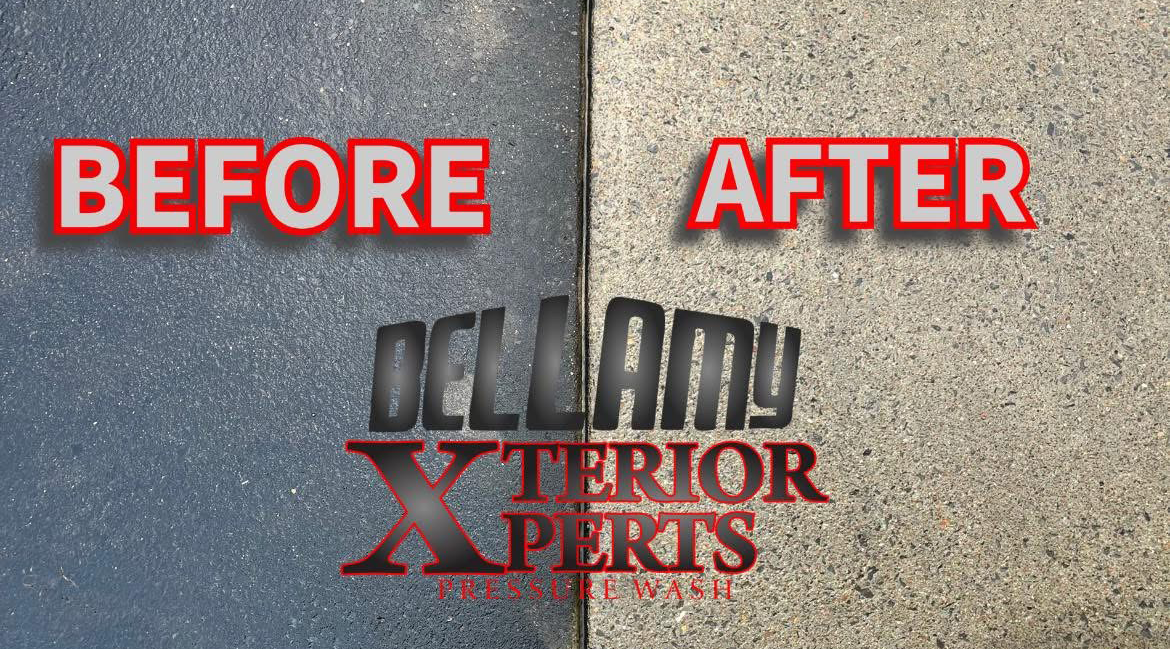 before and after roof cleaning in Paducah KY showing algae removal