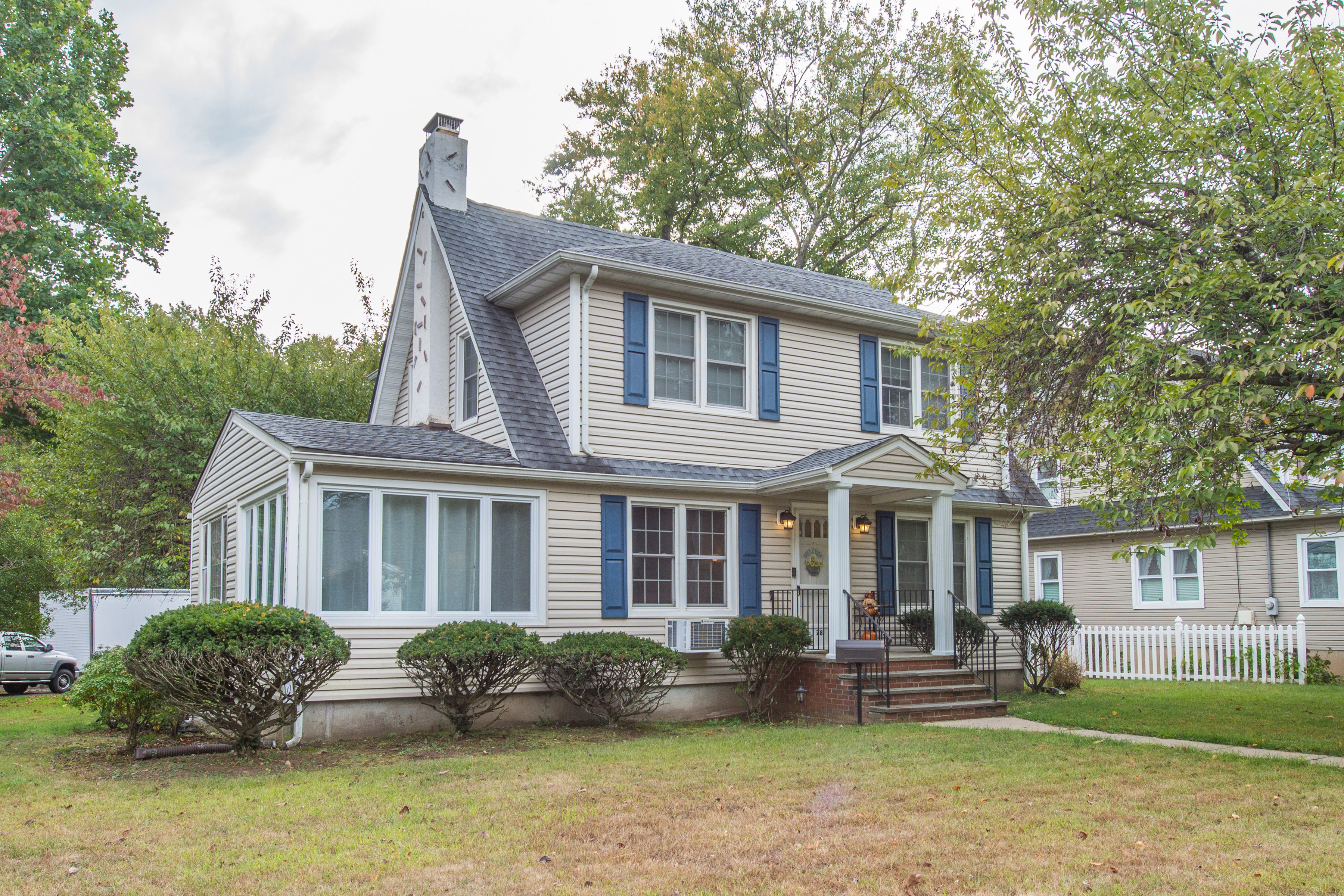 home in rockaway nj, colonial, single family residence