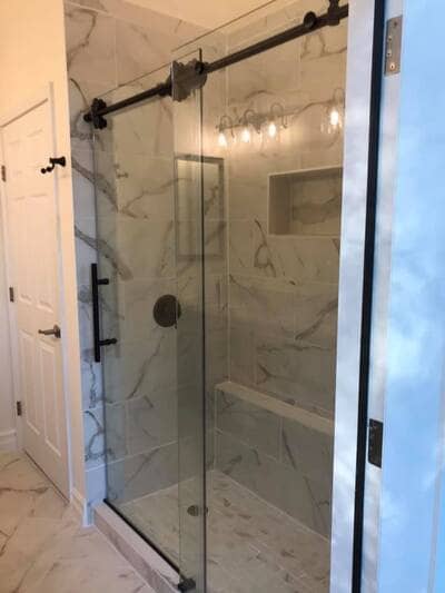 Bathroom showers in Jacksonville Beach