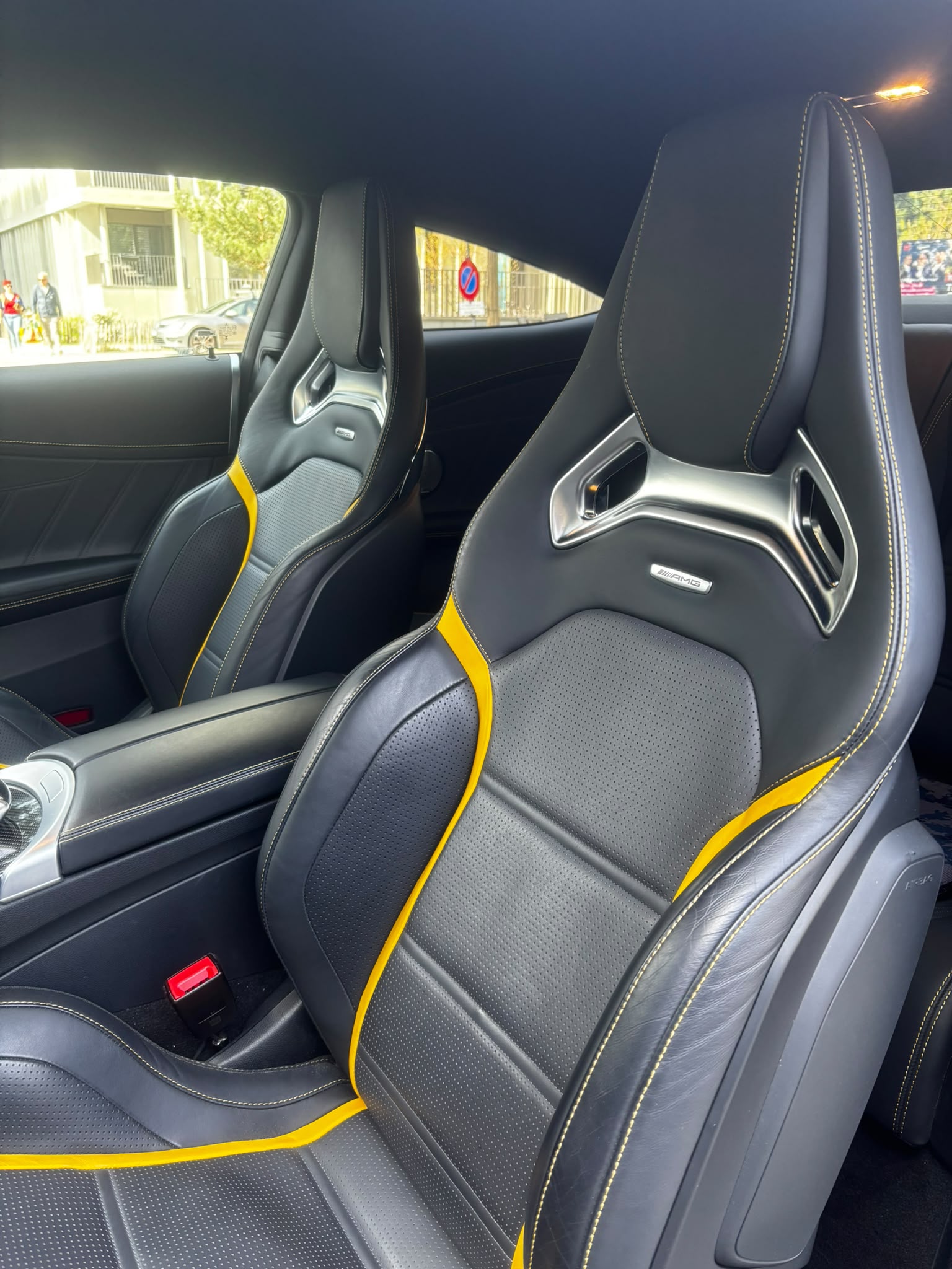 Mercedes-AMG C63 S Coupé grise