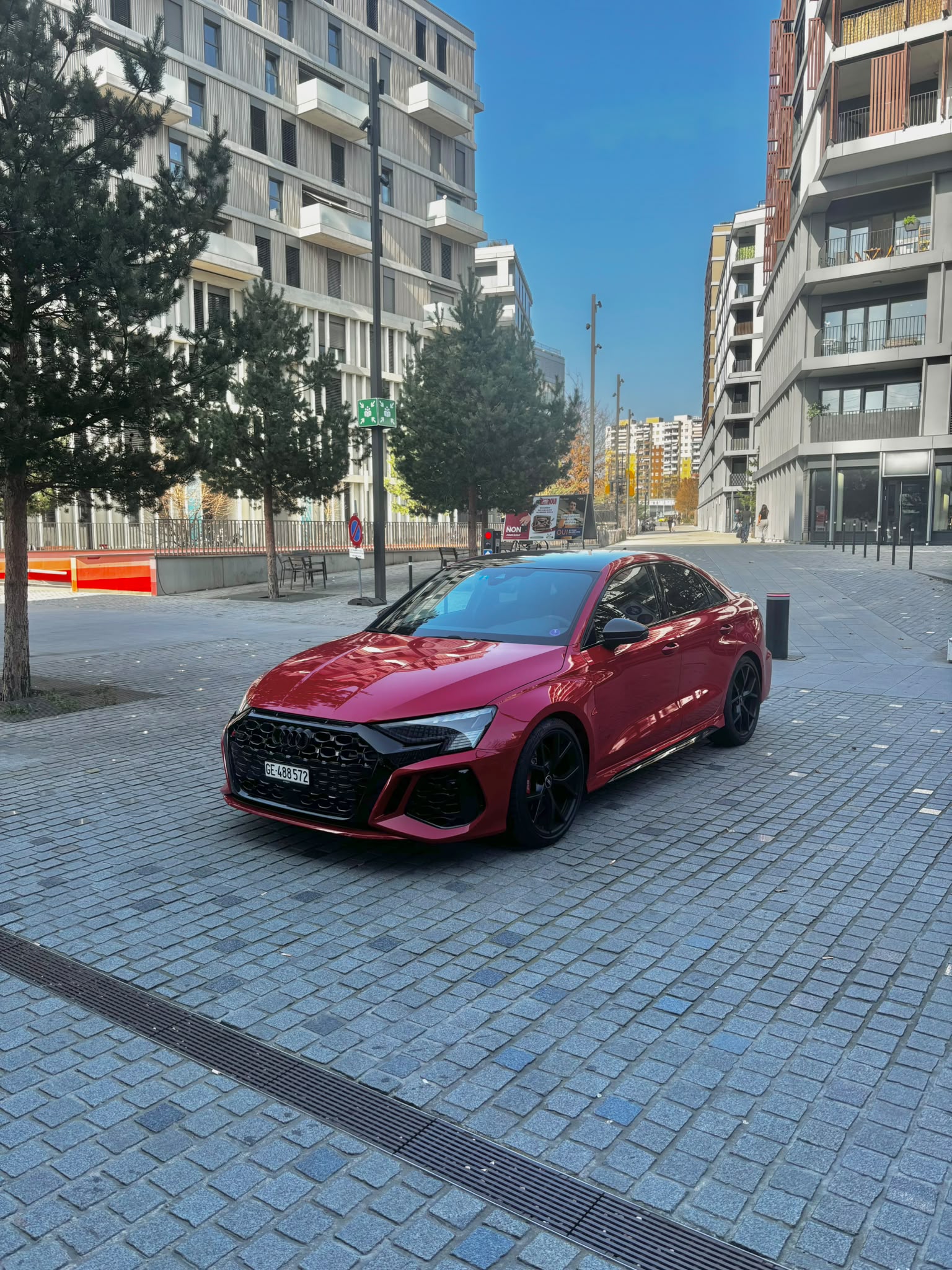 Détails de carrosserie de l'Audi RS3 8Y rouge
