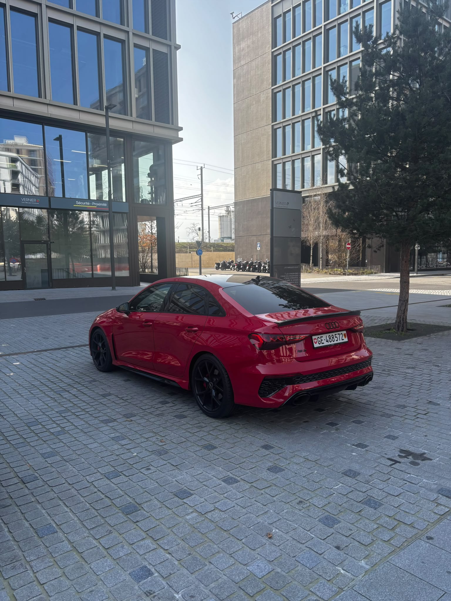 Audi RS3 8Y rouge