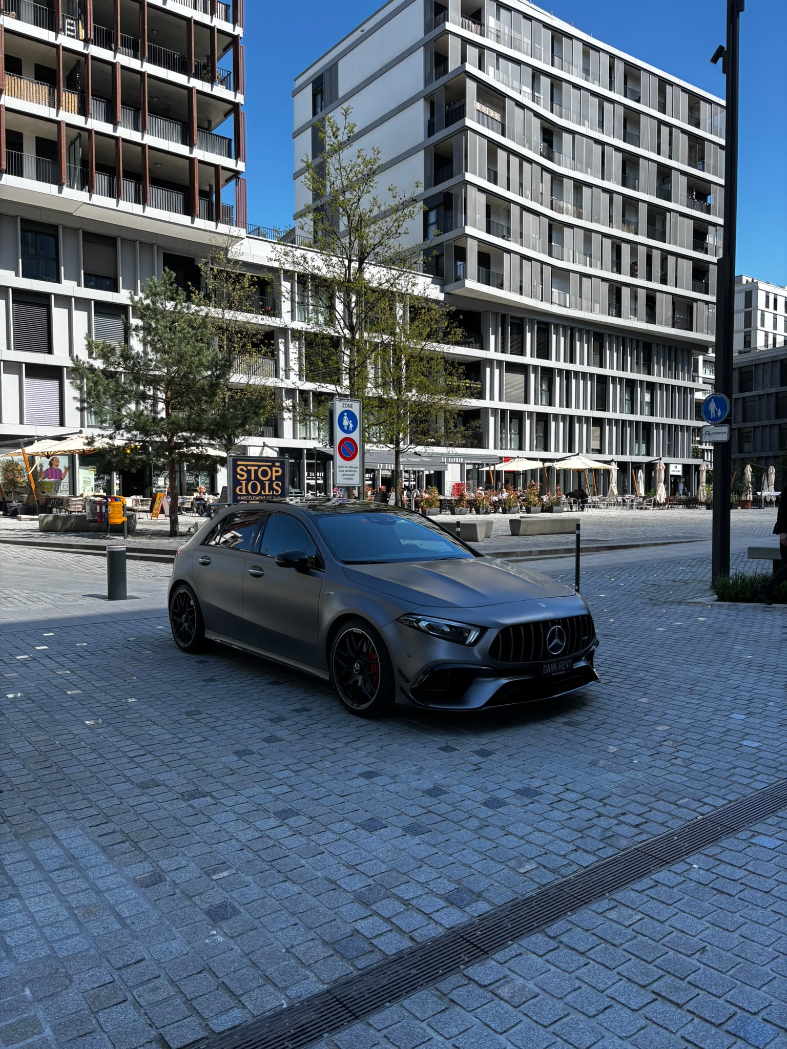 Mercedes-AMG A45 S gris mat