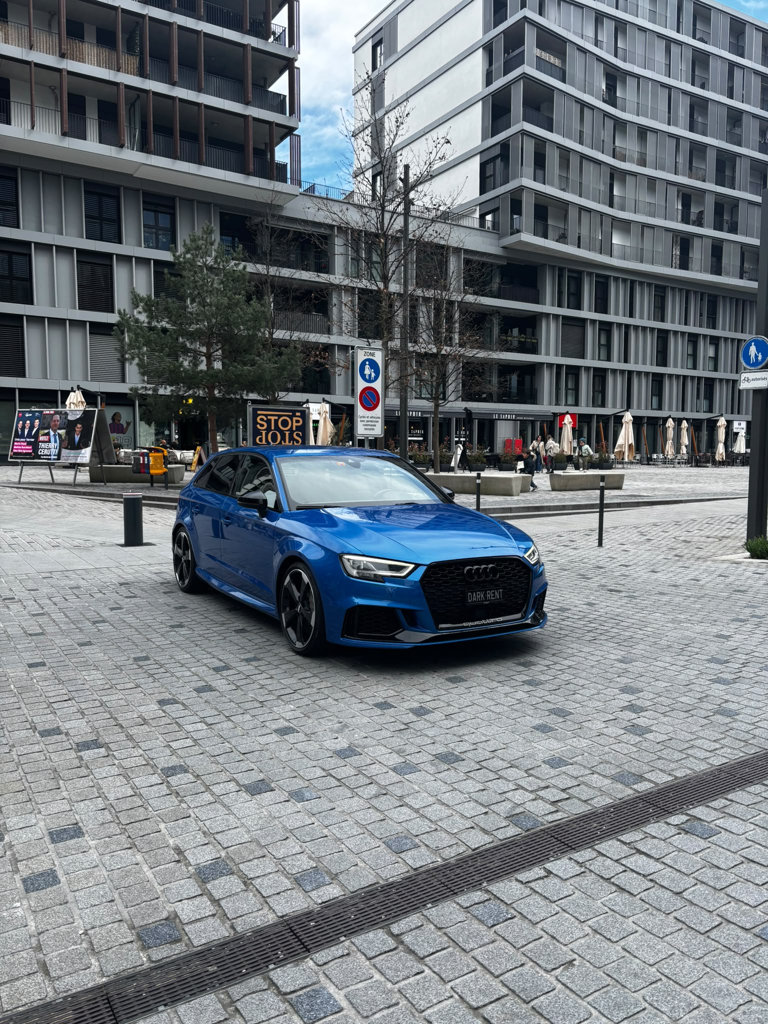 Audi RS3 8V bleue