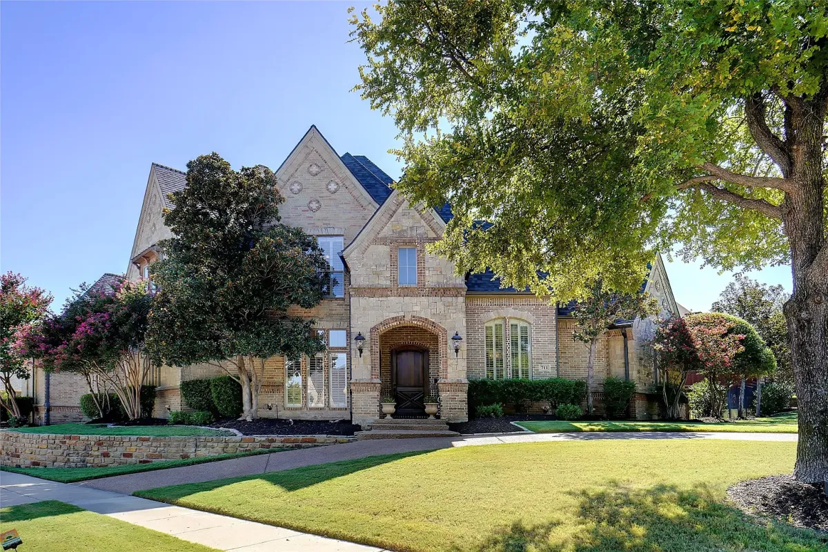Home in Southlake, TX