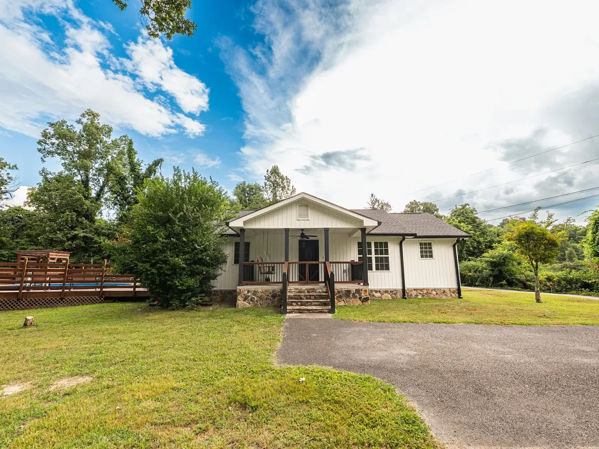 Home in Chickamauga, GA