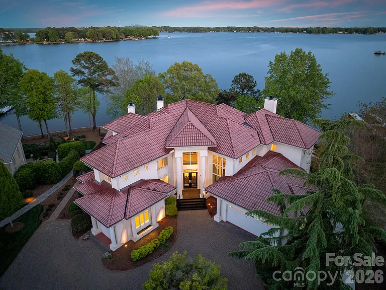 102 Eastham Court, Mooresville, NC 28117