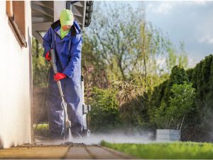 clean wood decks in winder