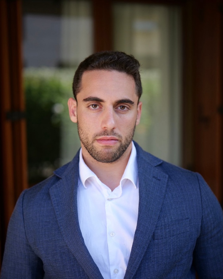Dr. Simone Botta Lamanna, podologo e osteopata, fondatore del Metodo Corpo Capace
