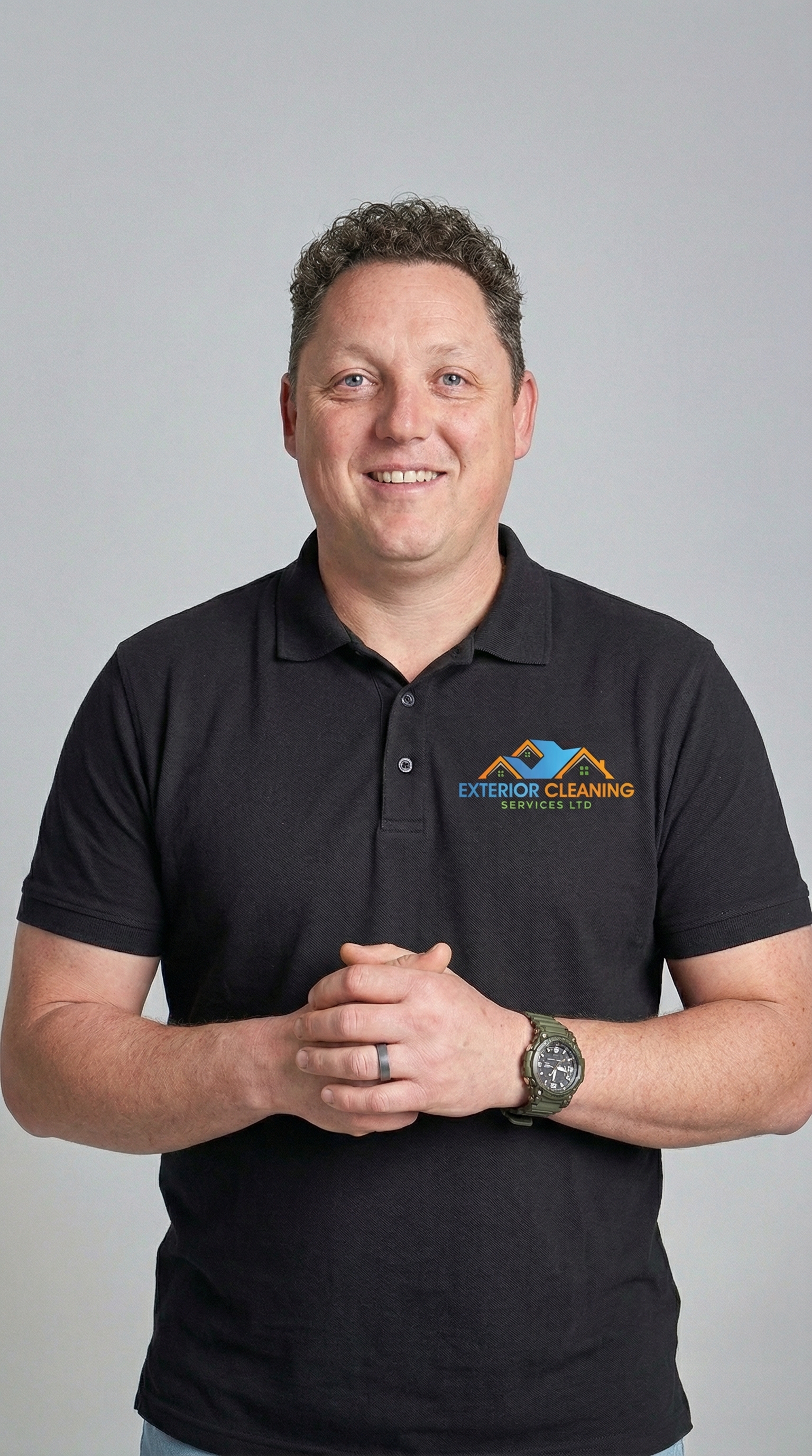 Portrait of Tony Lewin