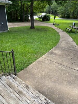 {{ custom_values.service_3 }} in {{custom_values.area_3})