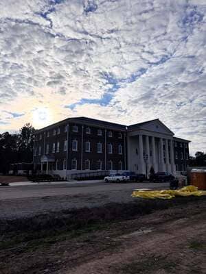 {{ custom_values.service_3 }} in {{custom_values.area_3})