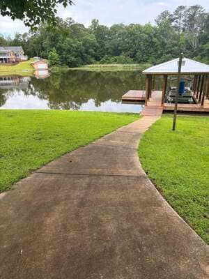 {{ custom_values.service_2 }} in {{custom_values.area_2})