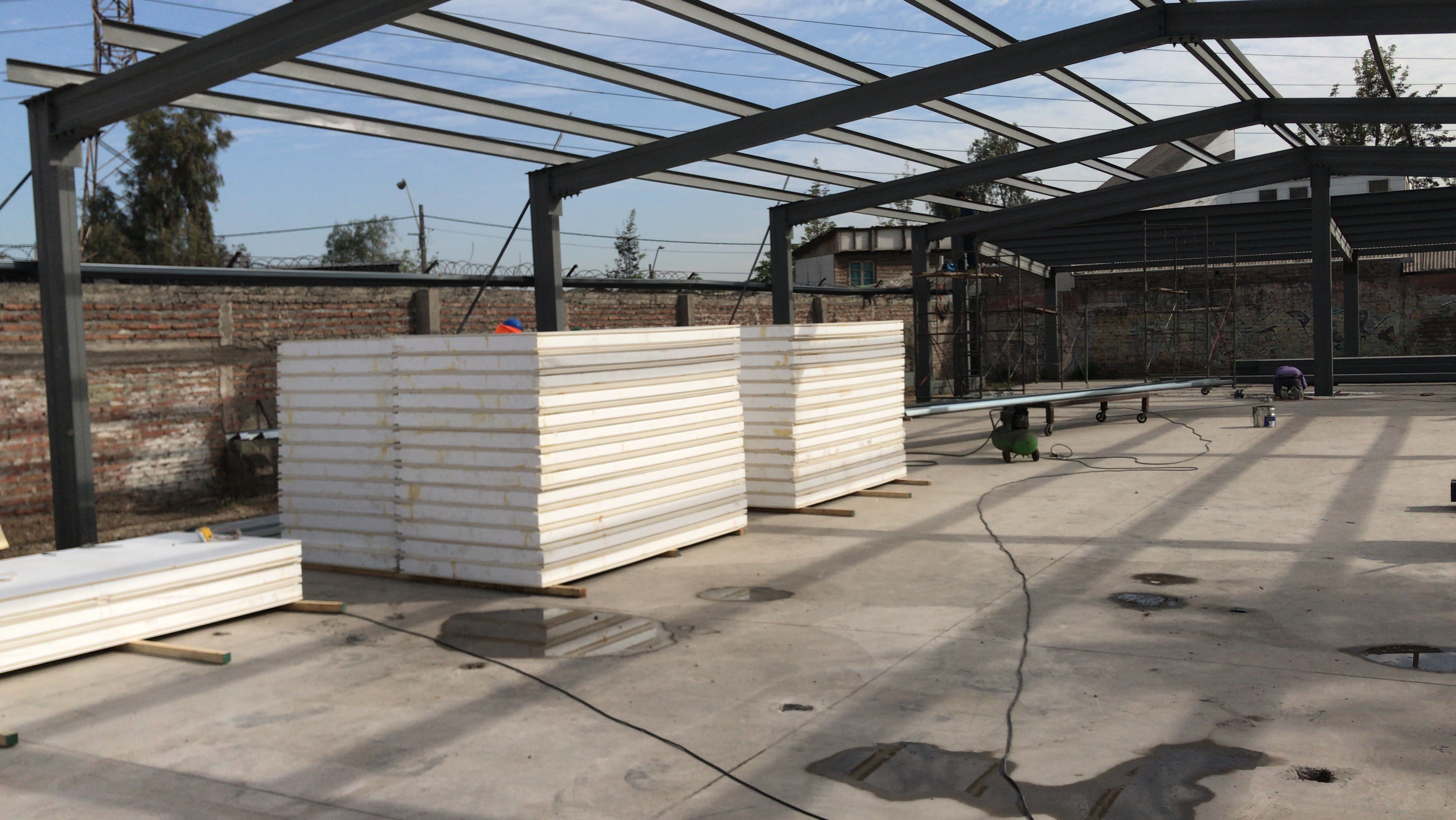 Planchas Ecosipboard en obra lista para instalar