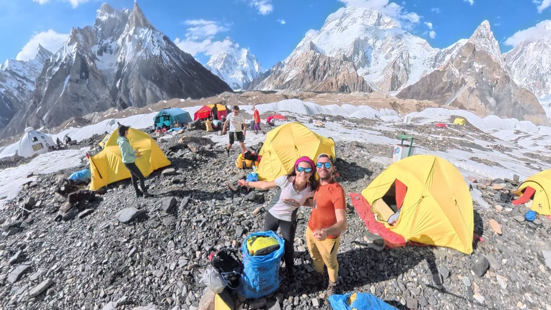 Fotografía de la expedición Campo Base del K2