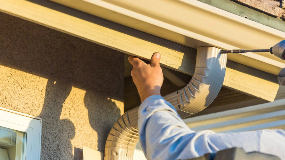 Gutter Installation and Replacement - Reyes Roofing And Siding LLC