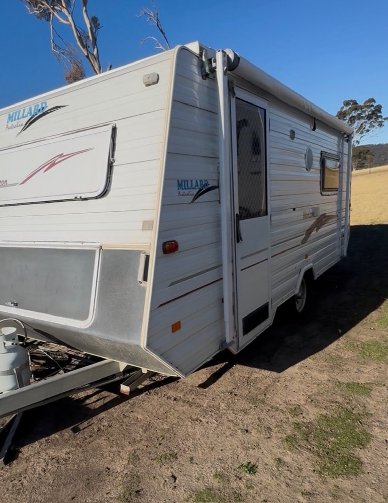 Supreme 2017 Caravan