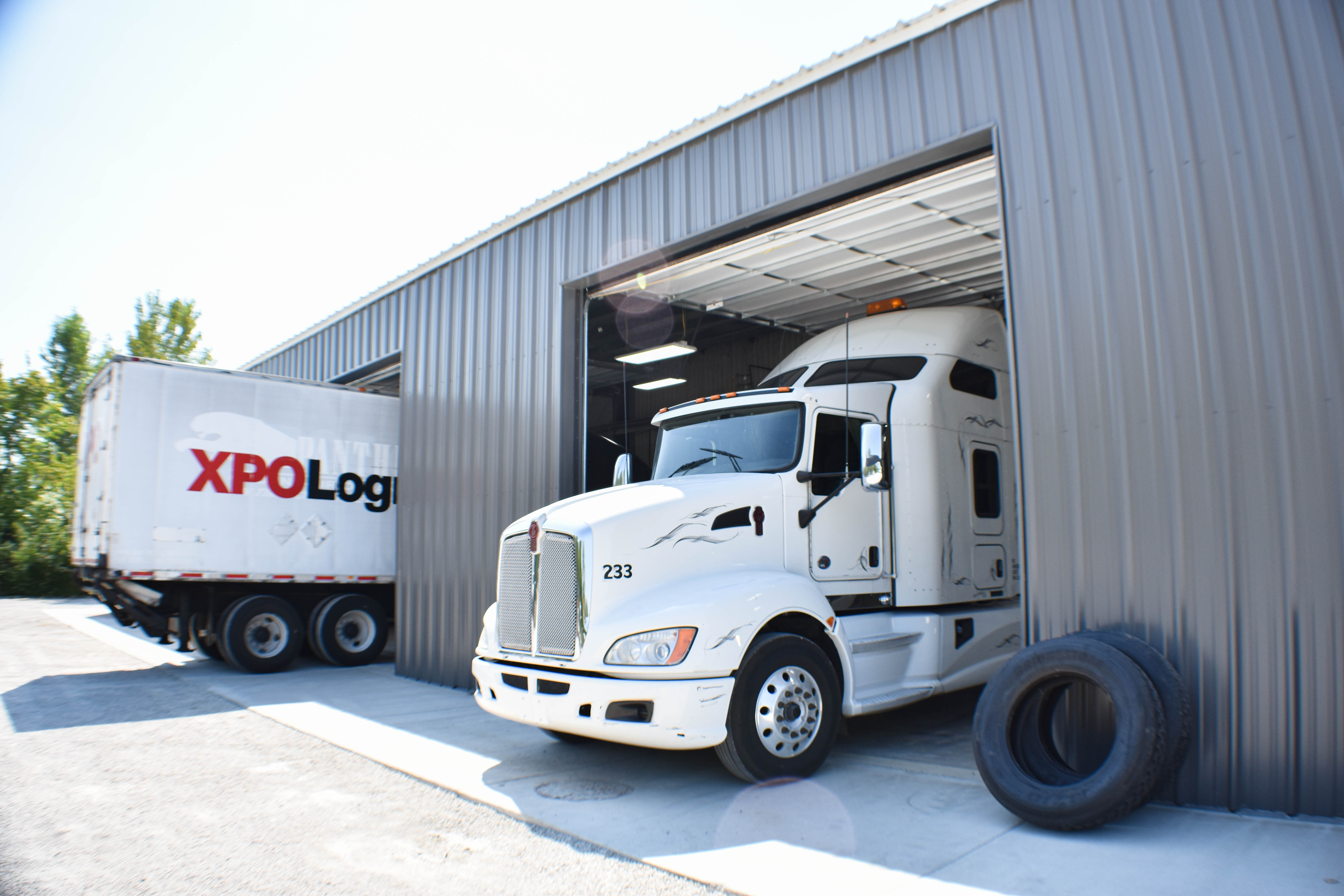 Class 8 truck clutch replacement and flywheel resurfacing