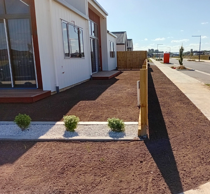 Backyard landscaping in Hamilton by JS Landscaping and Carpentry
