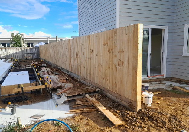 Wooden privacy fence built in Hamilton residential garden