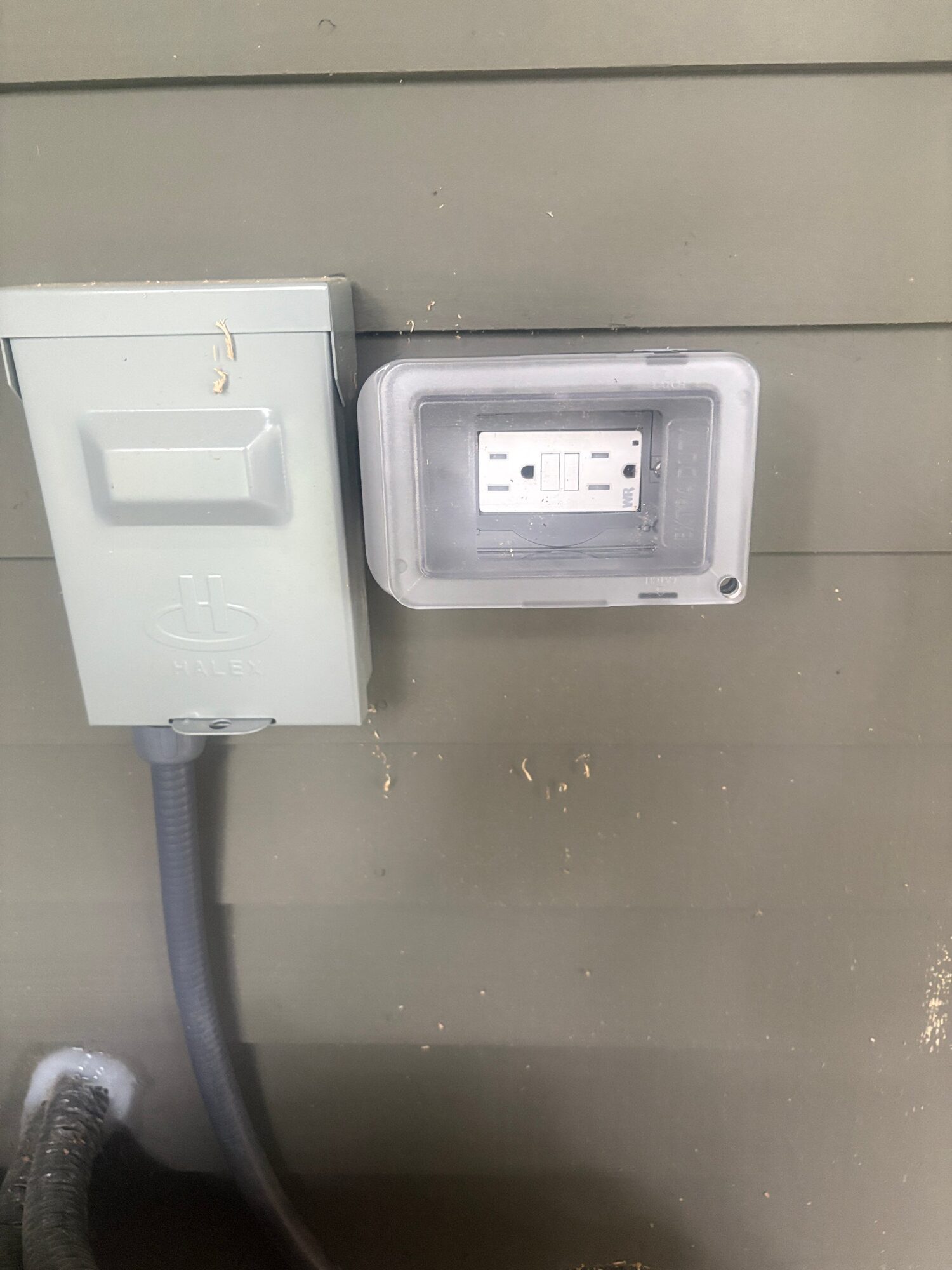 200 amp electrical panel upgrade in Melrose, MA