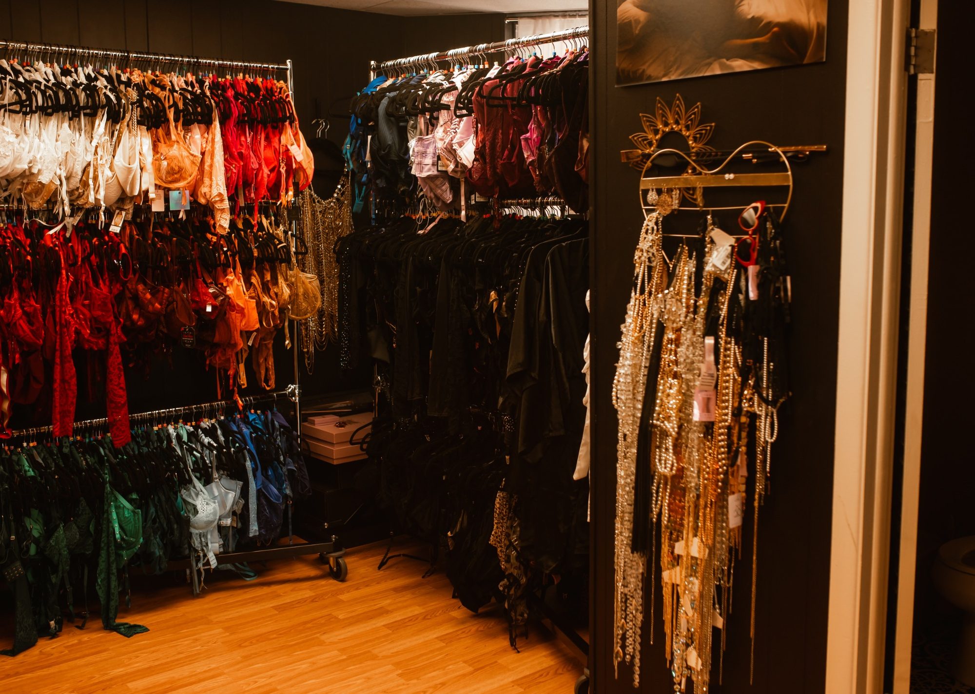 Satin Dauls Boudoir studio detail