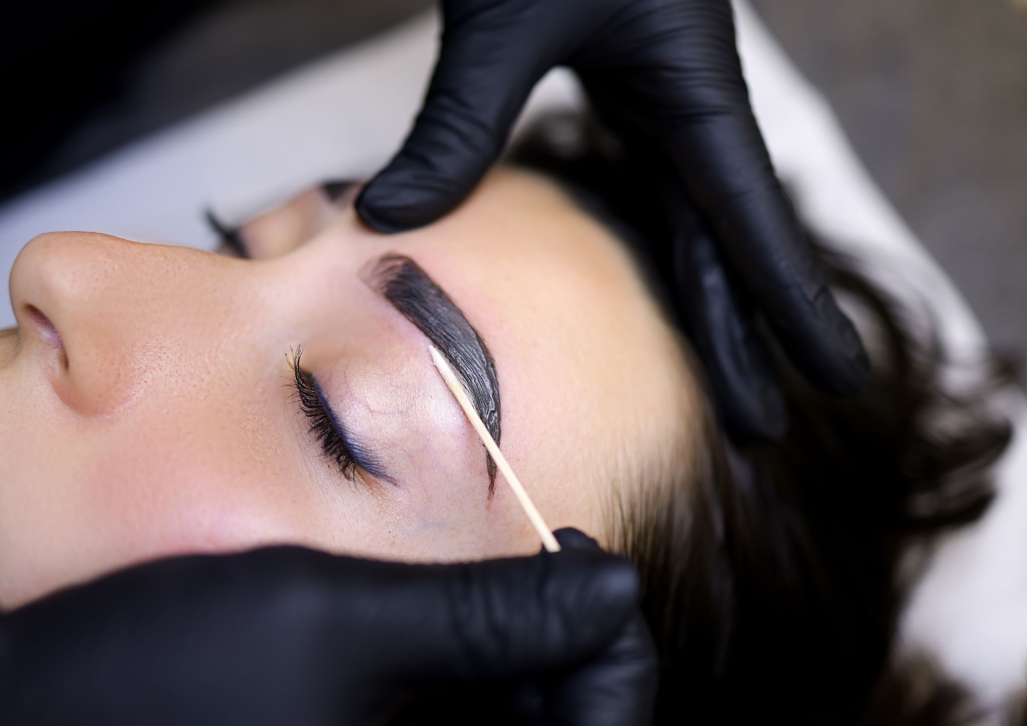 Brow services at Darri & Sage