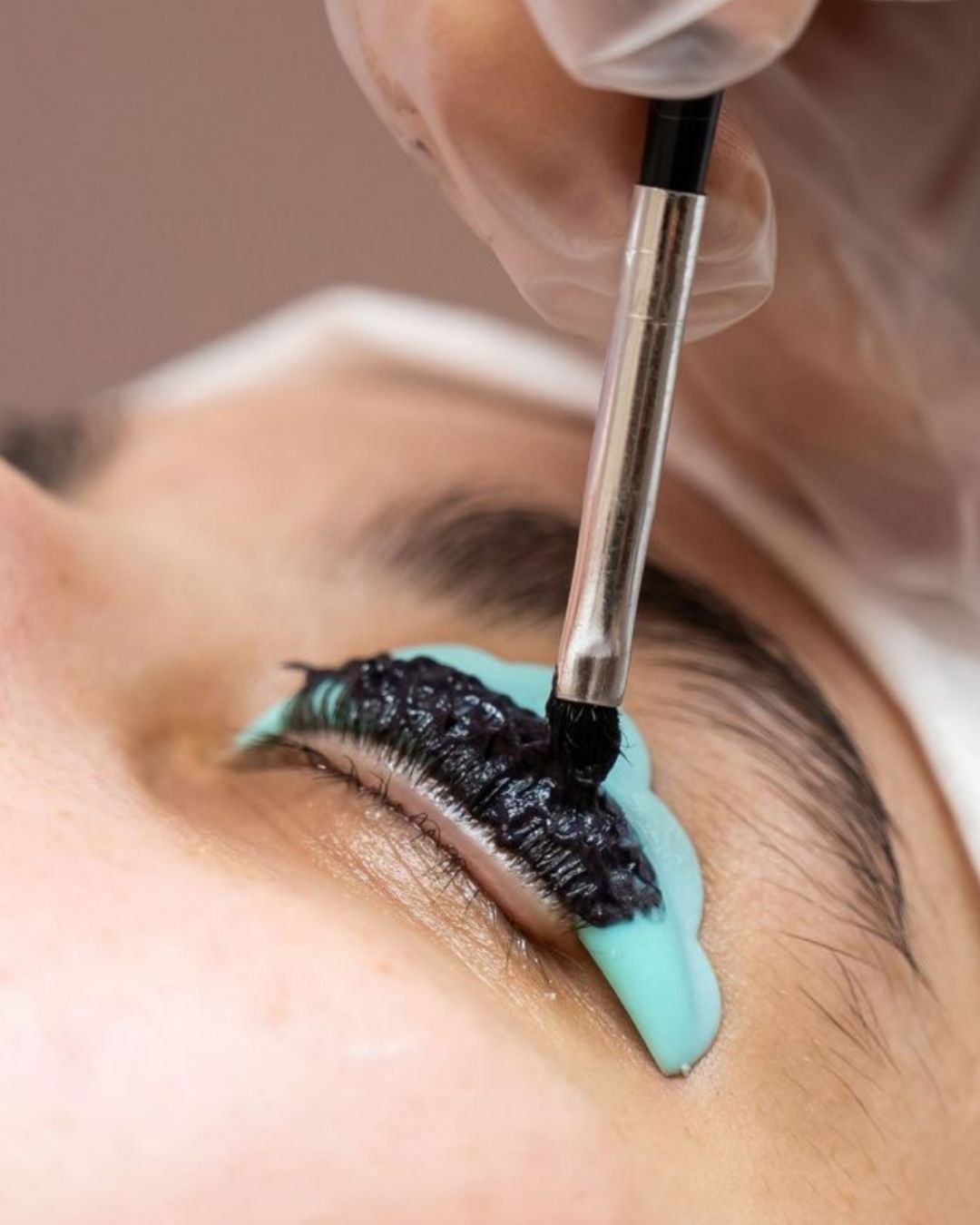 Lash tint at Nectar at the Villa