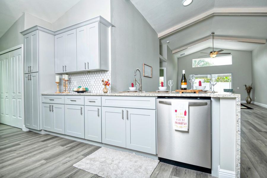 Dove grey shaker kitchen