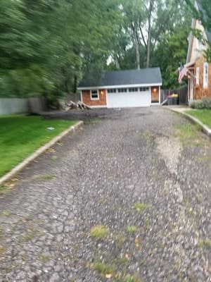 {{ custom_values.service_1 }} in {{custom_values.area_7})