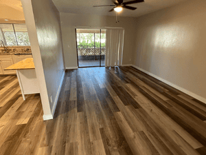 {{ custom_values.service_4 }} in {{custom_values.area_2})