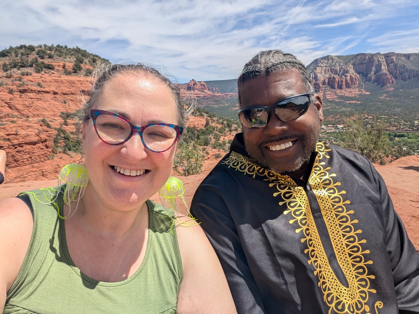 Sadie and Kevin smiling in Sedona, Arizona
