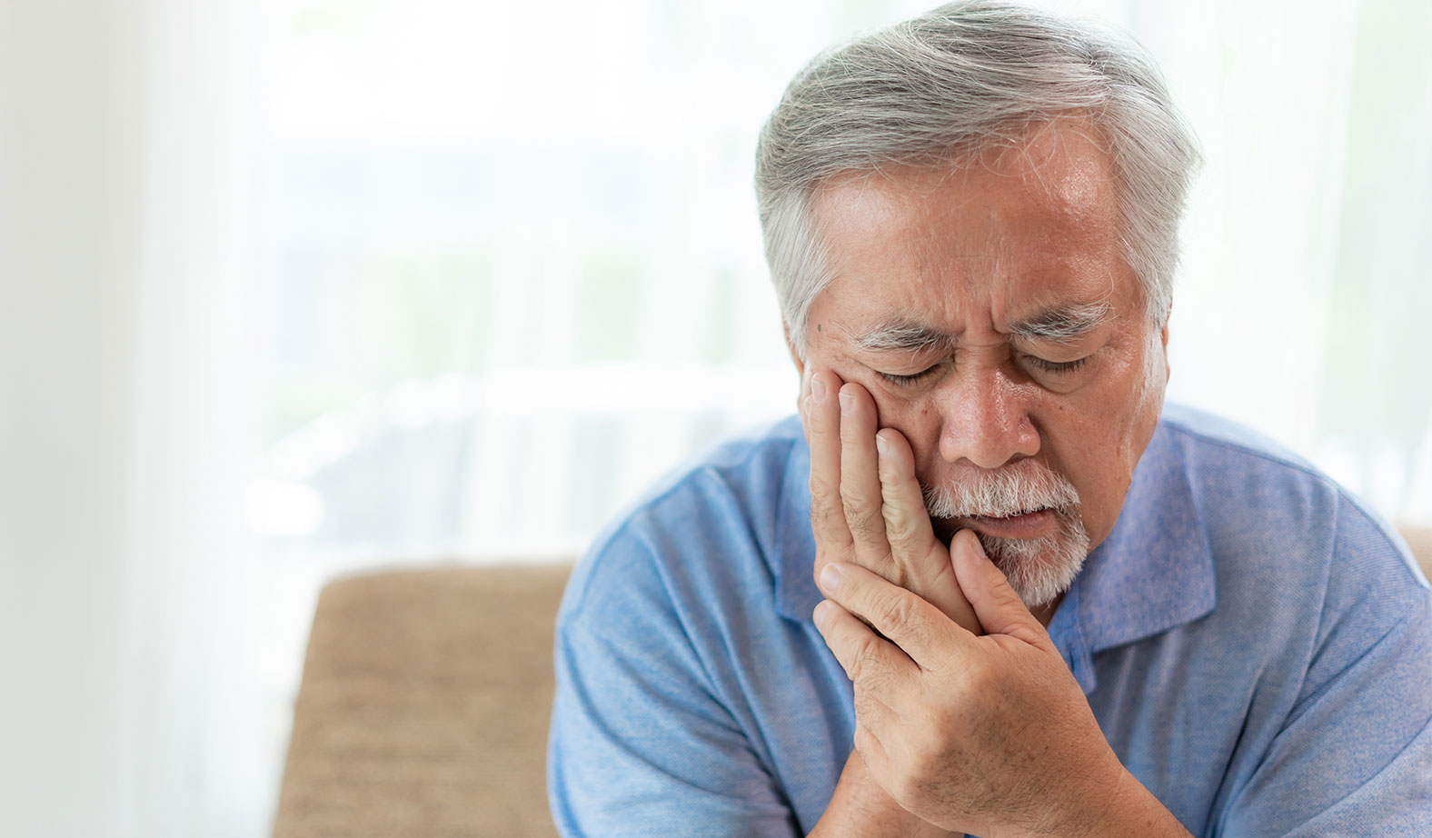 Experiencing tooth pain