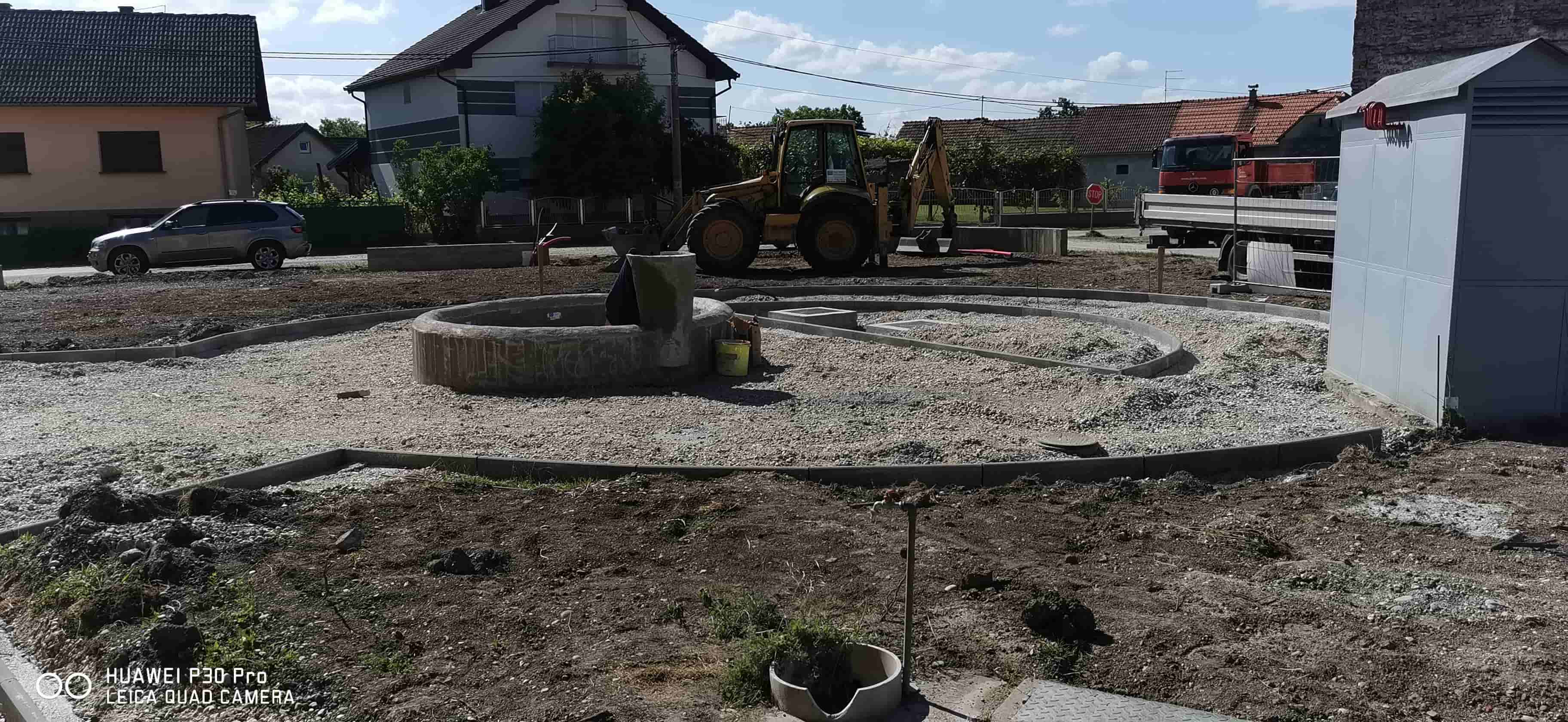 Fontana i okolica trga