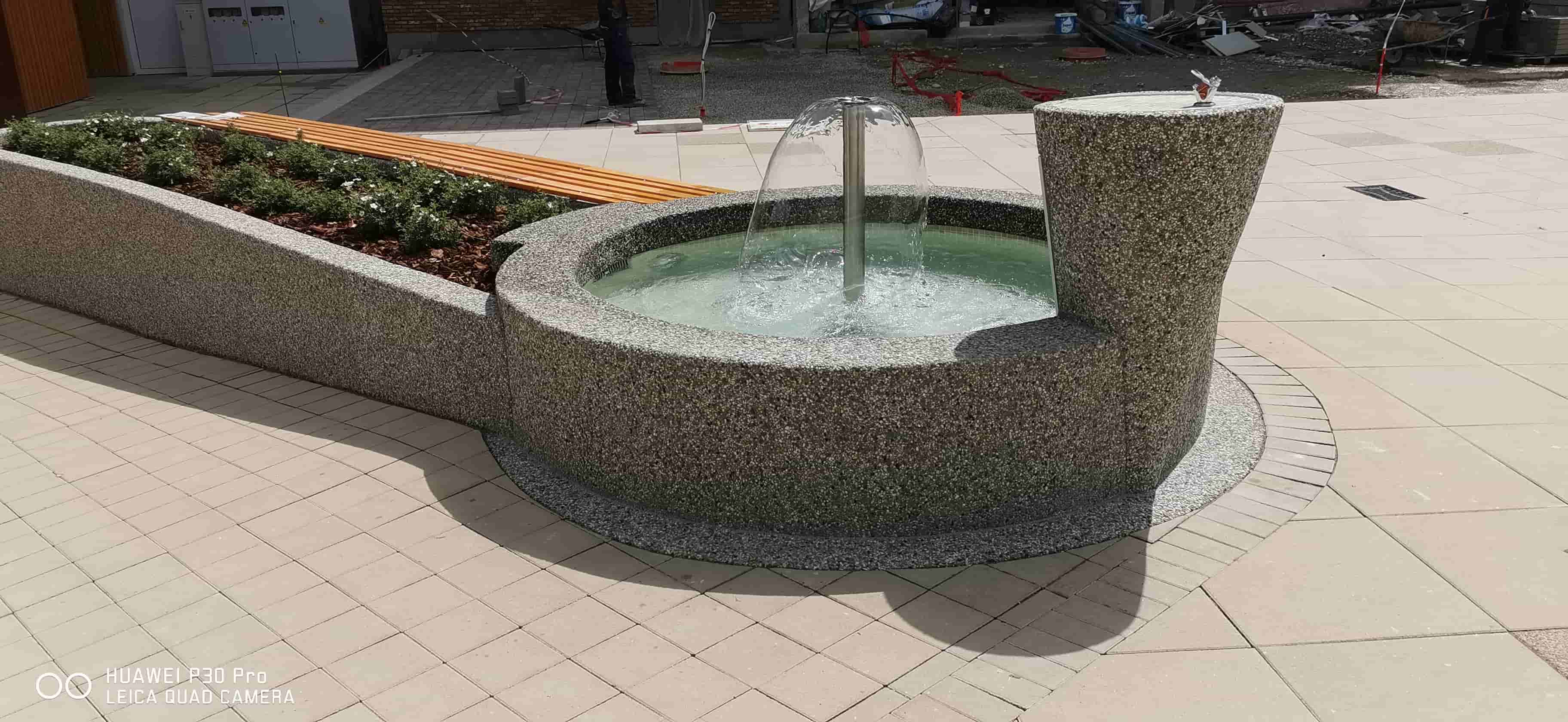 Fontana i okolica trga