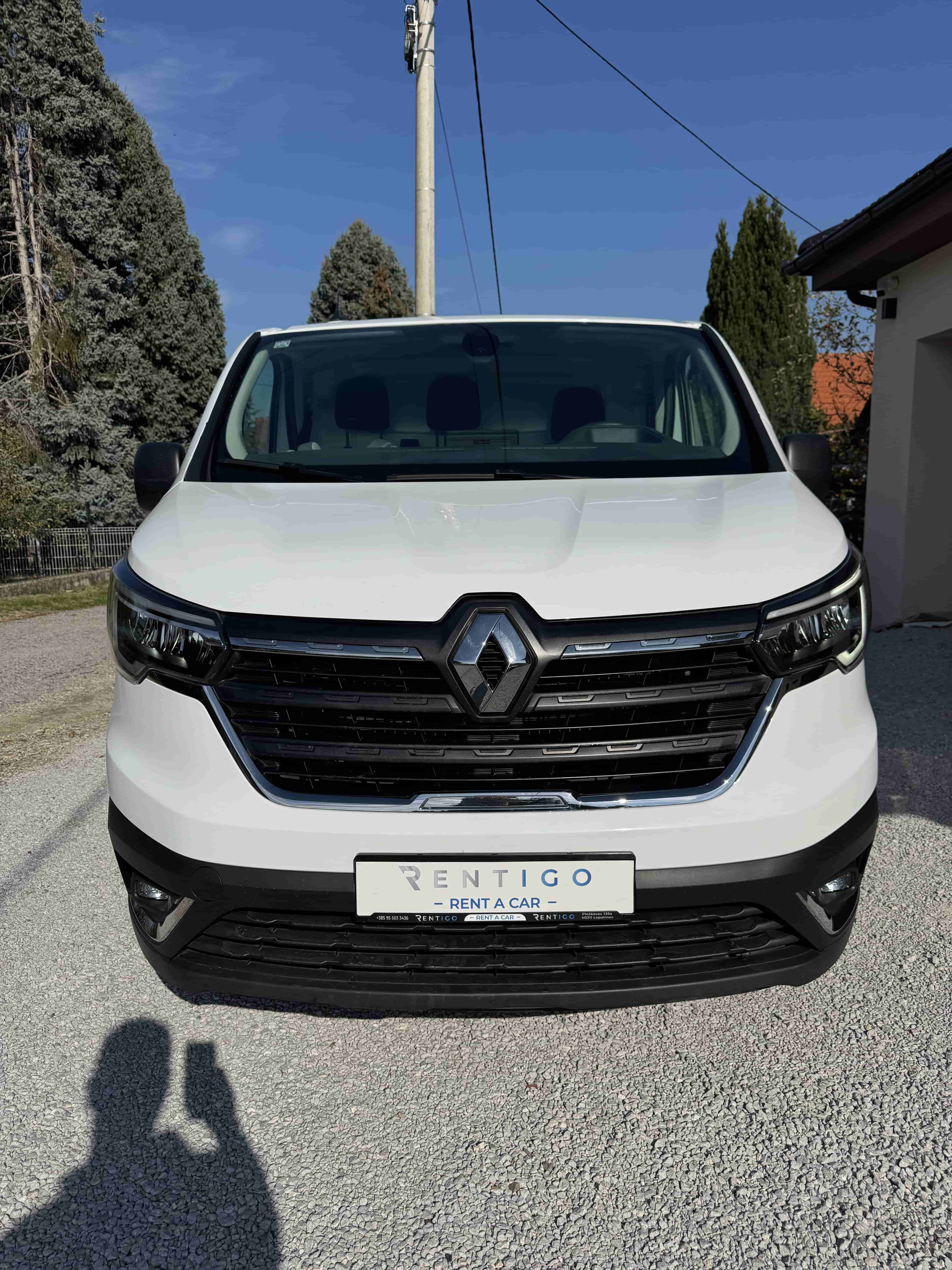 Renault Trafic — bočni profil