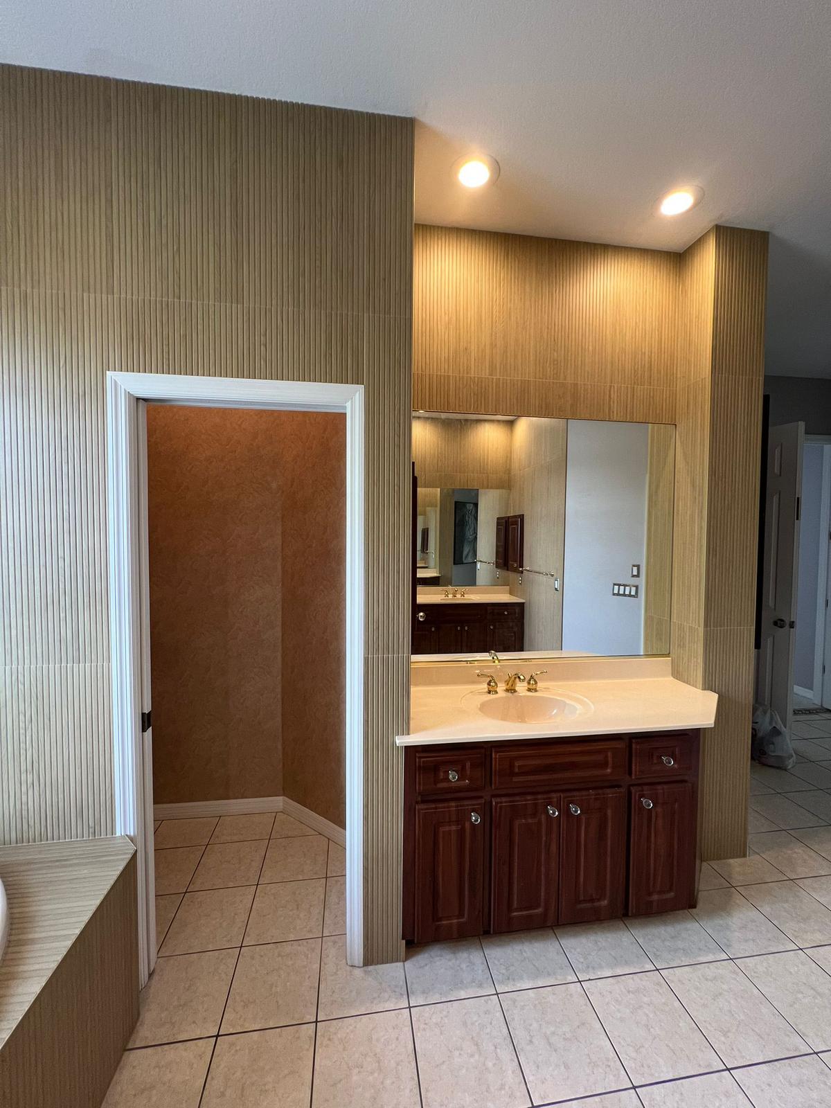 Lanin Tile - luxury vinyl plank flooring close-up.