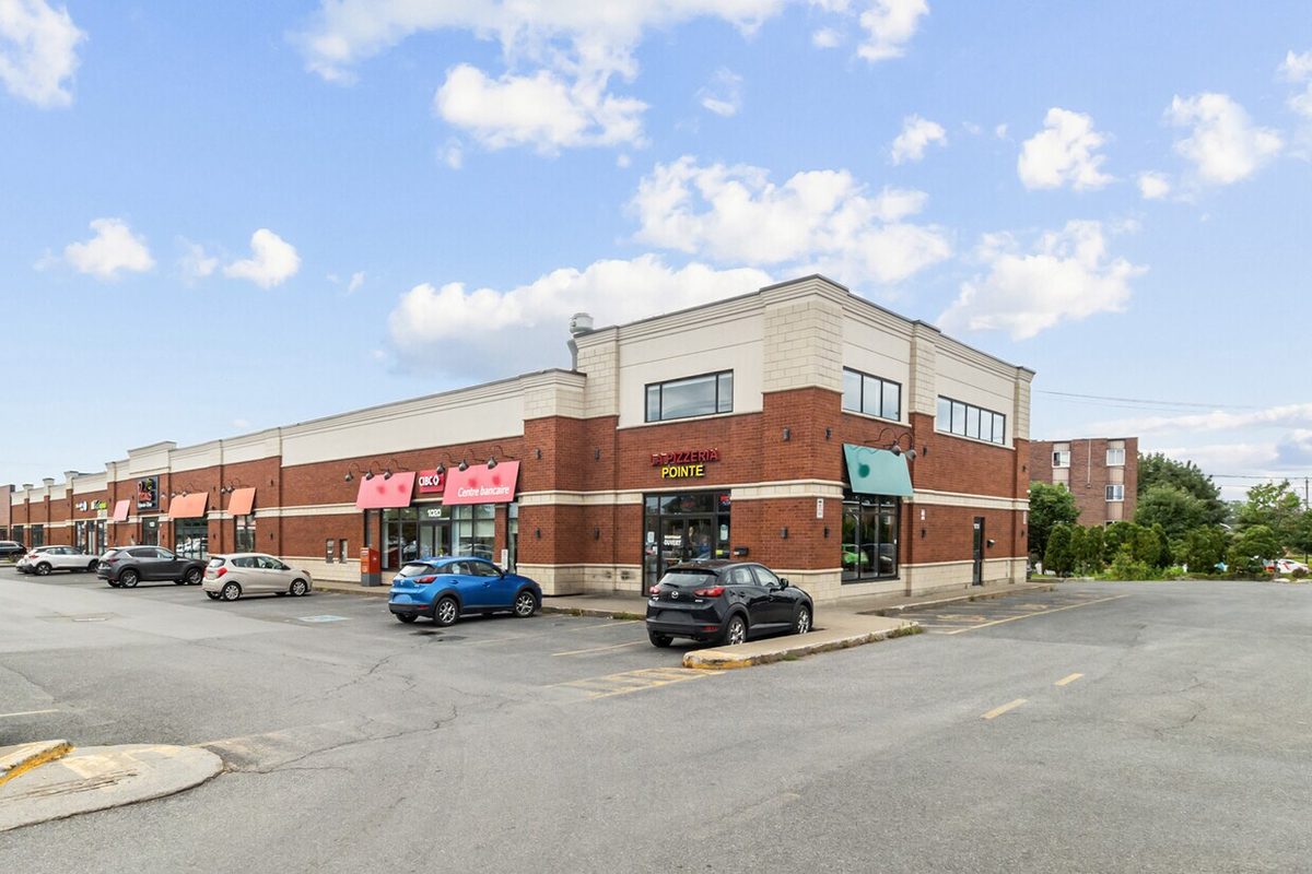 Retail plaza, Rive-Sud