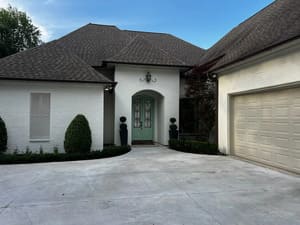 {{ custom_values.service_2 }} in {{custom_values.area_5})