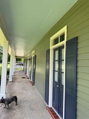 {{ custom_values.service_1 }} in {{custom_values.area_7})