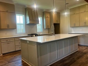 {{ custom_values.service_1 }} in {{custom_values.area_2})