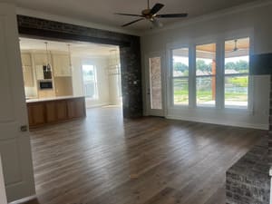 {{ custom_values.service_1 }} in {{custom_values.area_5})