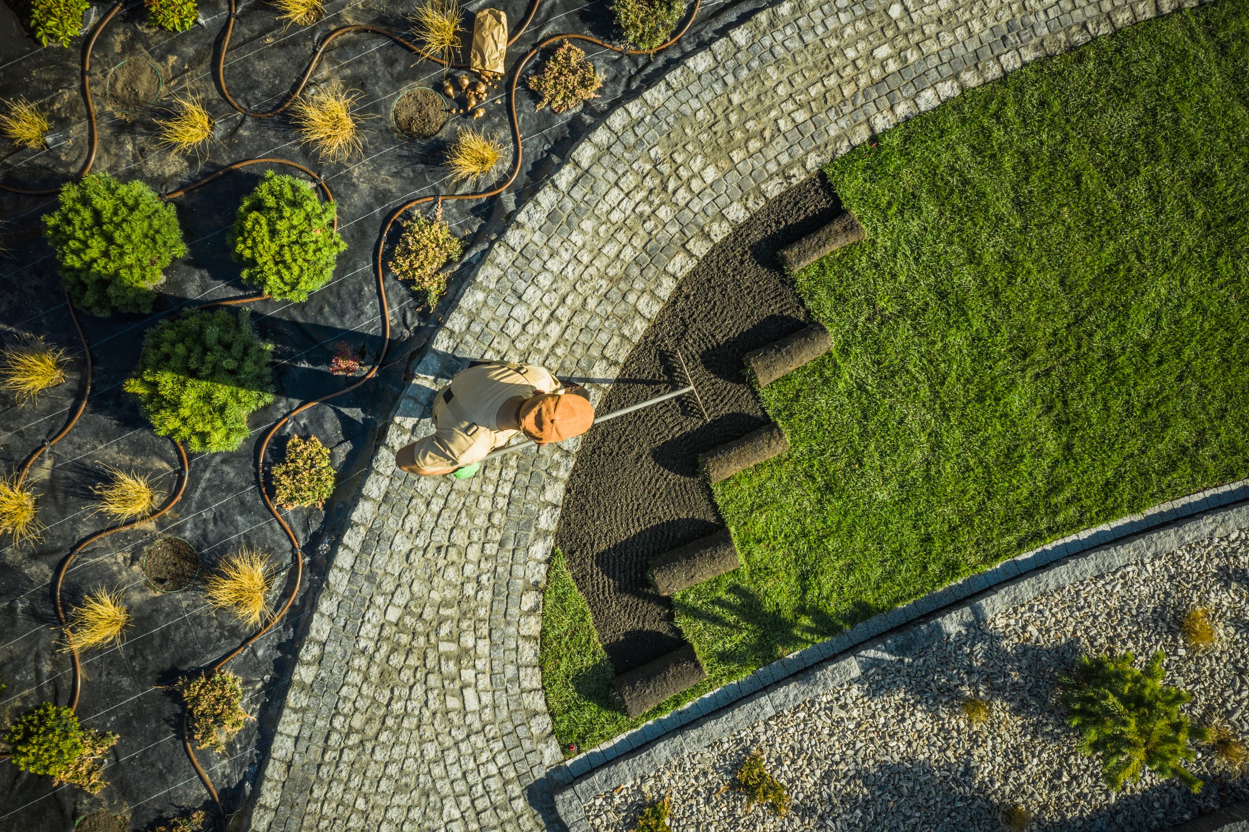 Hudson Valley luxury landscaped residential patio and lawn