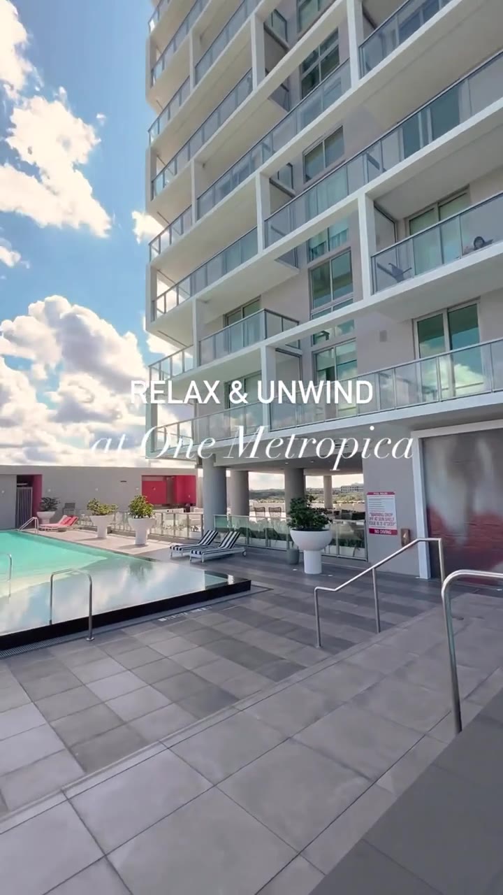 Pieza audiovisual de Metropica en Sunrise, Florida