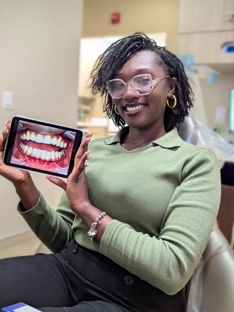 A Promenade Invisalign patient with her finished scan