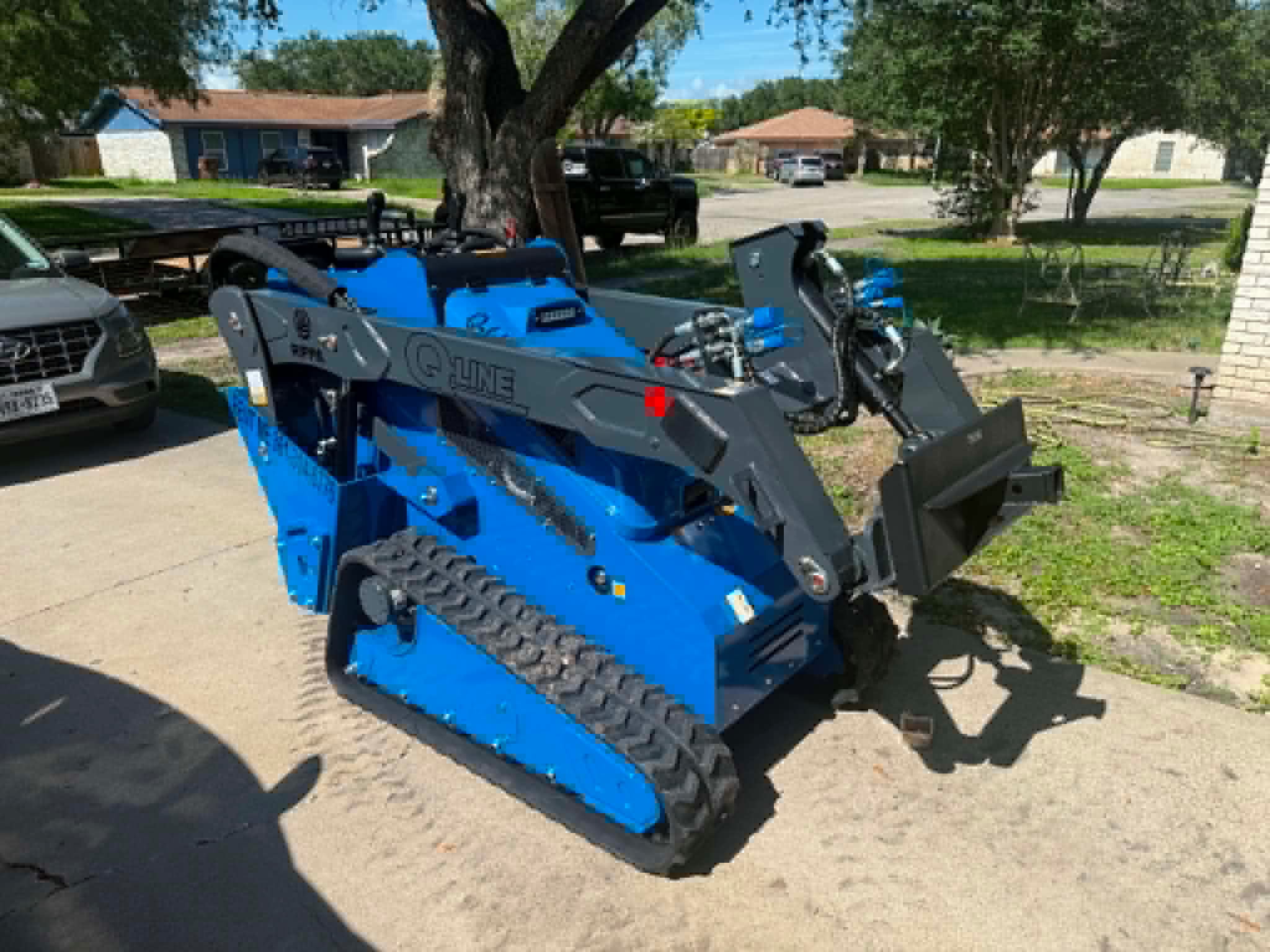 Mini skid steer rental in Kingsville, TX