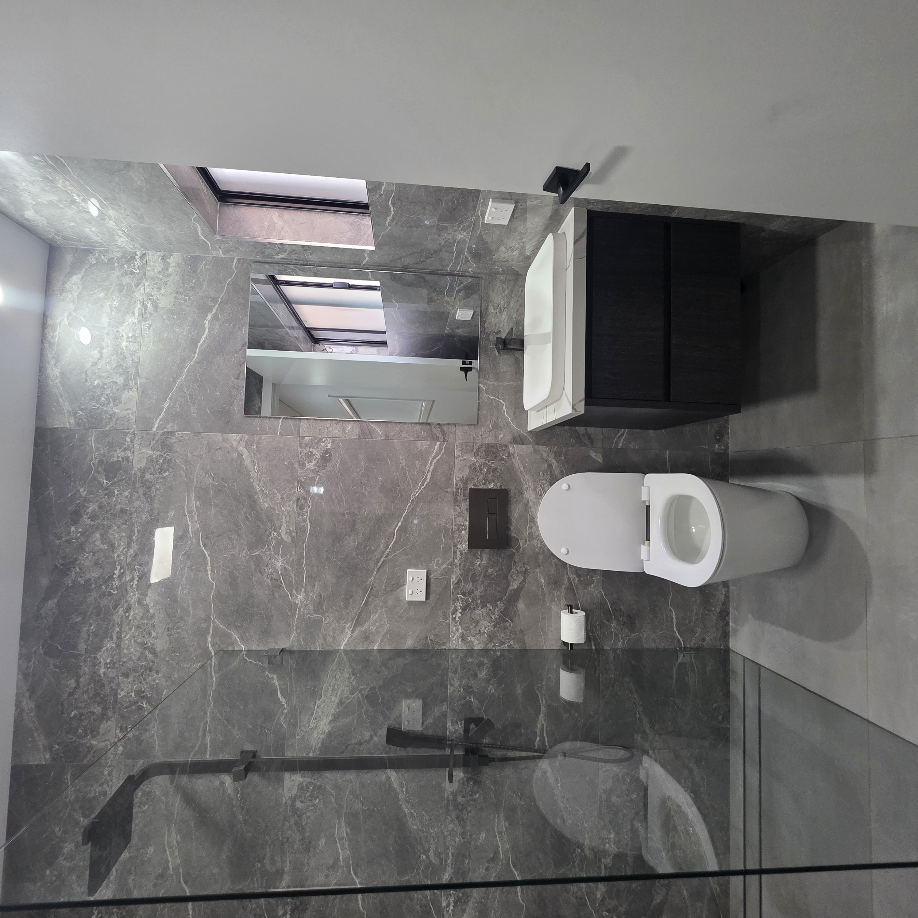 Custom Single Storey New Home Build - Image 3