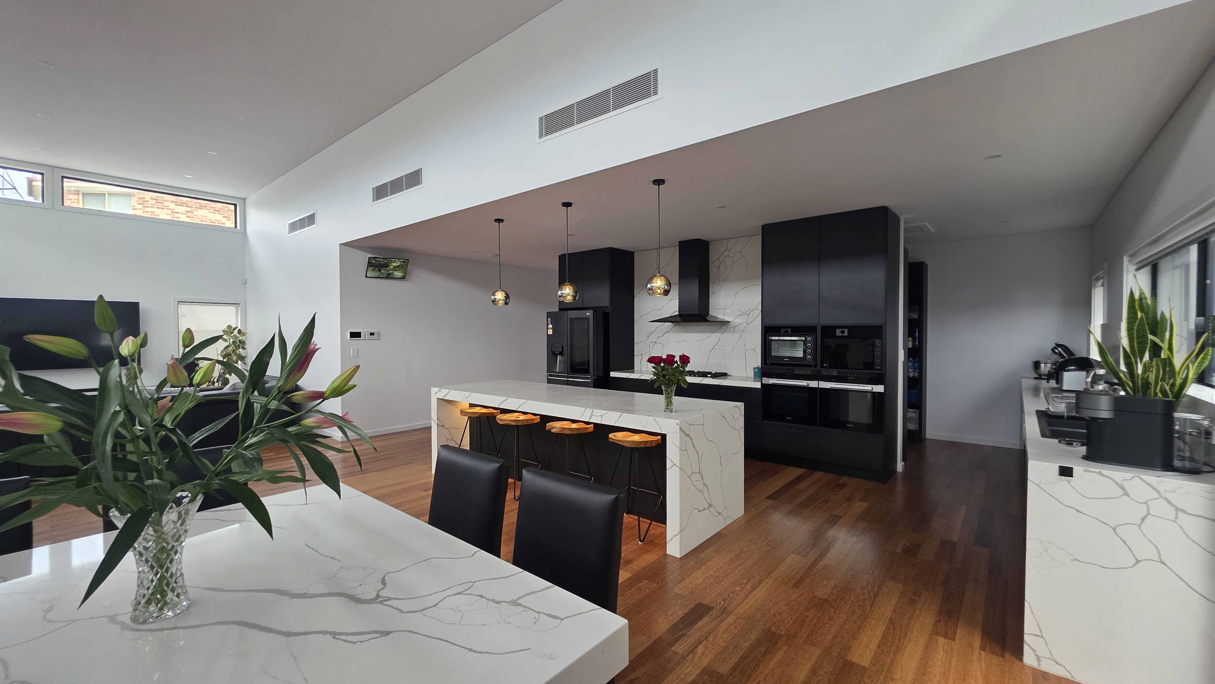 Custom Single Storey New Home Build - Image 1